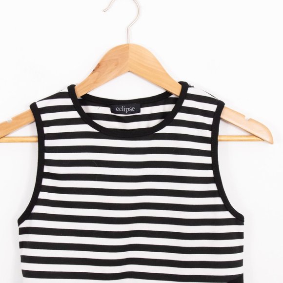 Eclipse Cropped Top - Picture 3 of 4